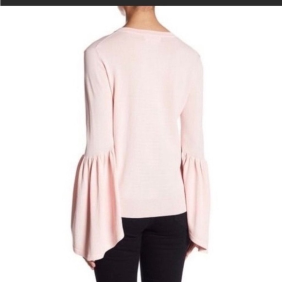 ⭐️ Philosophy Long Bell Sleeve Pink Pullover Top - Picture 2 of 6